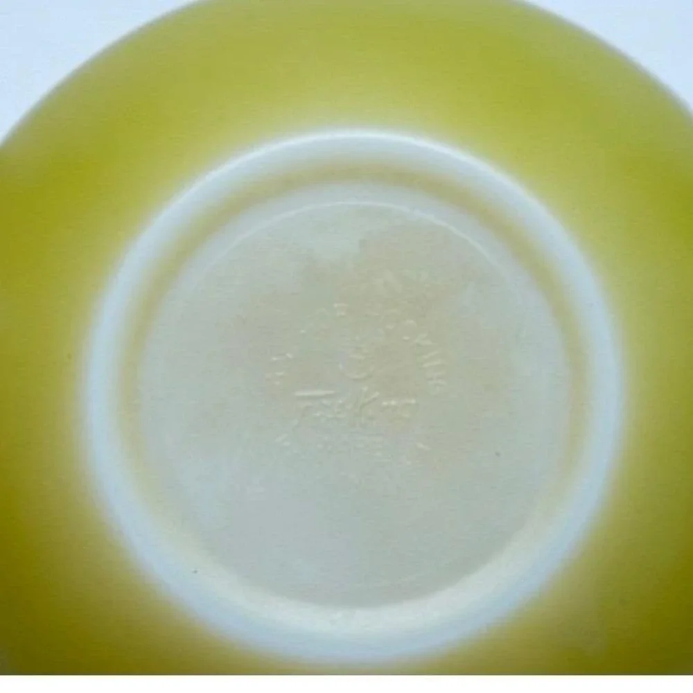 Vintage Anchor Hocking Fire King Avocado Swirl‎ Mixing Bowl Retro Kitchenware